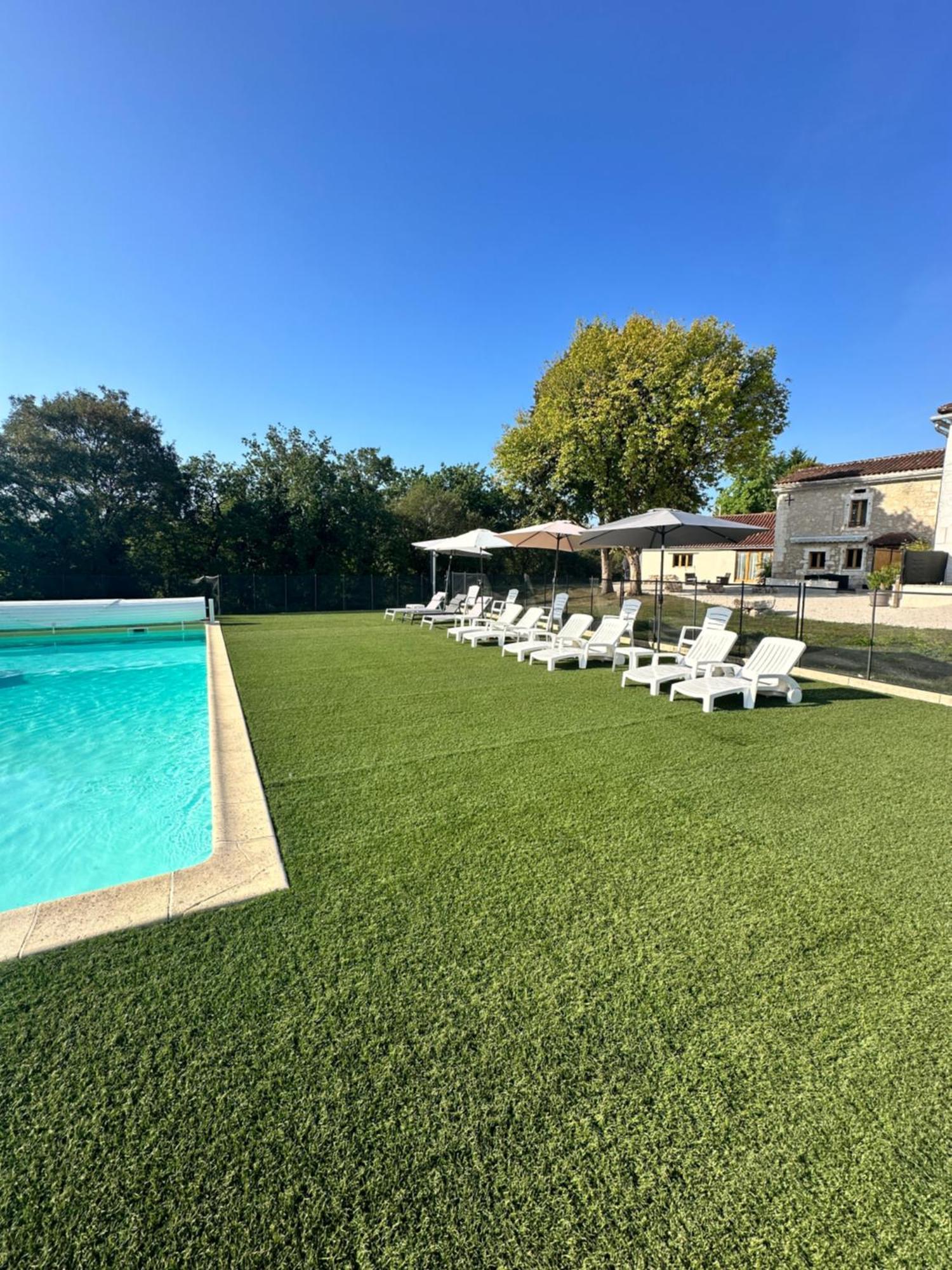 Villa Domaine De La Roche Chabrelle Saint-Just  Esterno foto